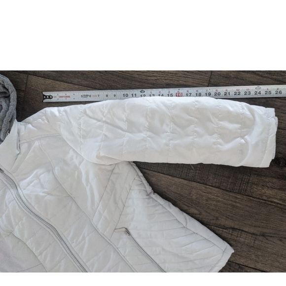 DETAILS INTL Womens White Puffer Jacket/Coat w/ Gray Sweatshirt Hood - Size XXL. - Picture 11 of 16